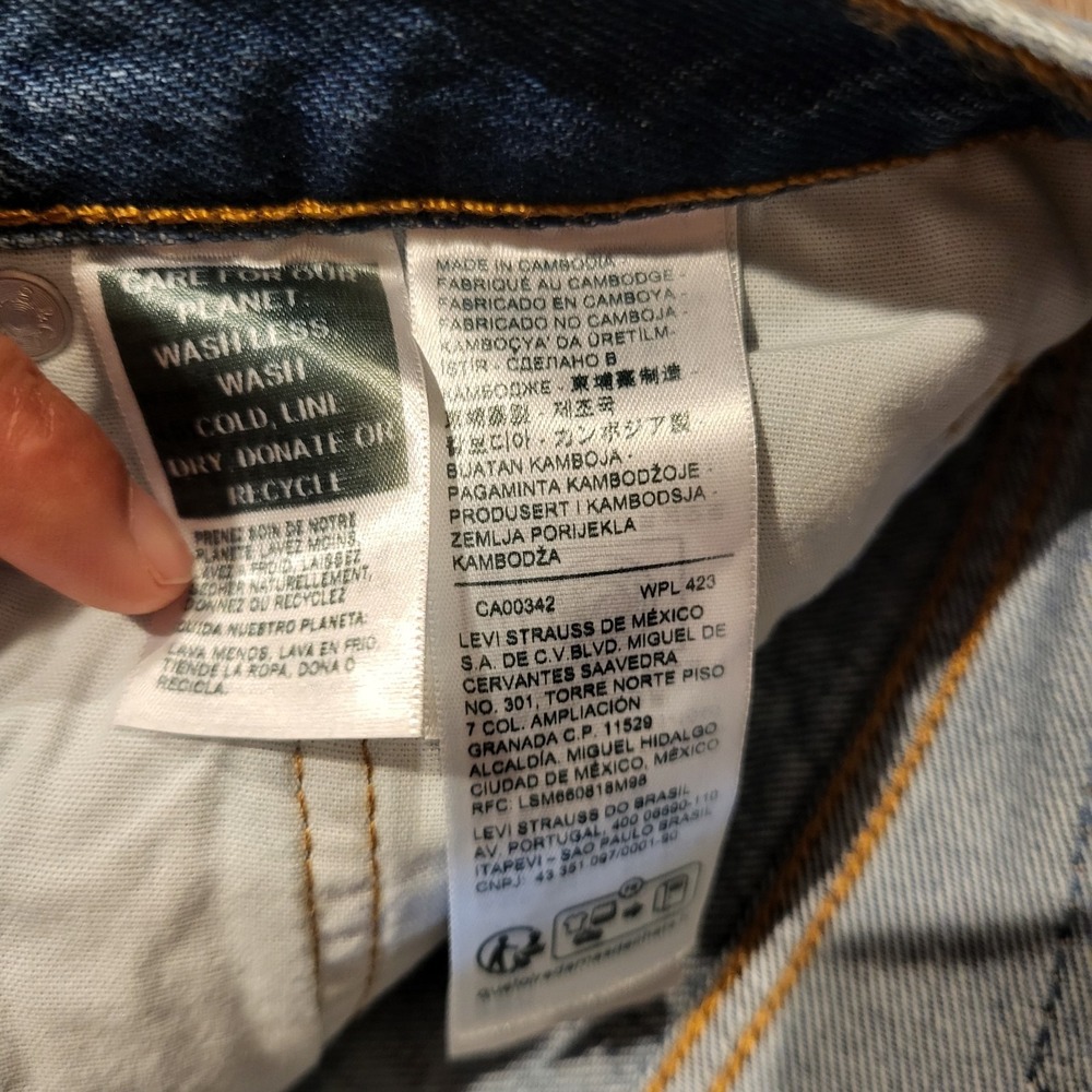 Levi's Denim Shorts Women's 26 Blue 501 Original Cut-Off High Rise Button $59.50 - Picture 9 of 14